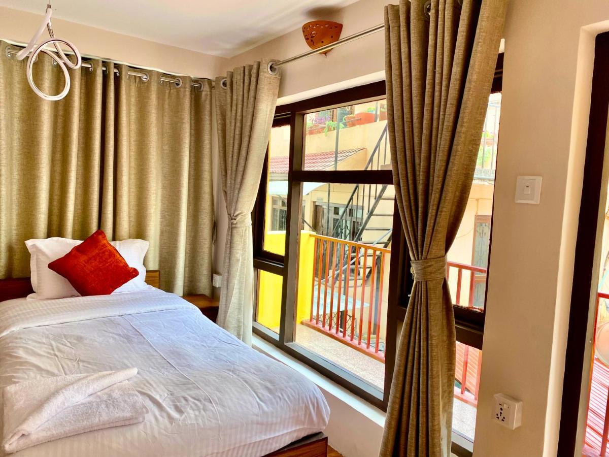 Hotel Pala Kathmandu Exterior photo